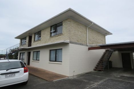 Photo of property in 3/3 Blease Street, New Lynn, Auckland, 0600