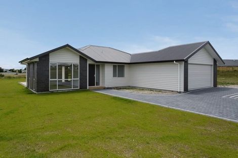 Photo of property in 10 Kara Place, Wharewaka, Taupo, 3330