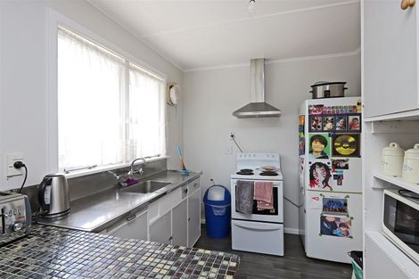 Photo of property in 1220 Norfolk Crescent, Mayfair, Hastings, 4122