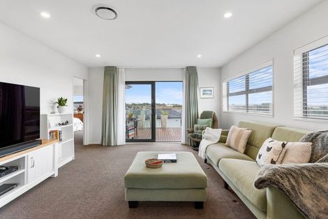 Photo of property in 57 Eighth View Avenue, Beachlands, Auckland, 2018