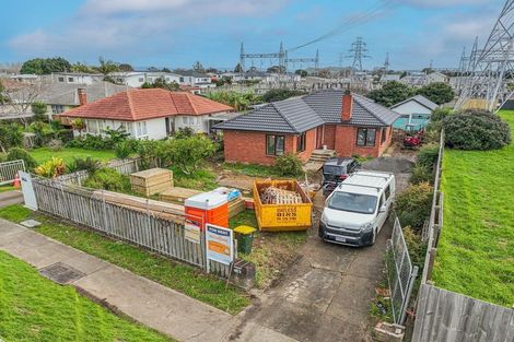 Photo of property in 309 Massey Road, Mangere East, Auckland, 2024