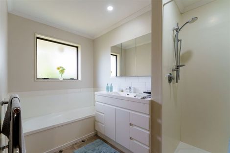 Photo of property in 654 Main North Road, Belfast, Christchurch, 8051