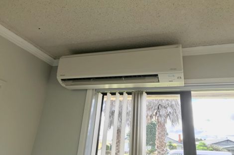 Photo of property in 20 Puhinui Road, Manukau, Auckland, 2104