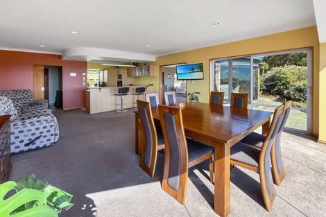 Photo of property in 1951 Summit Road, Governors Bay, 8971