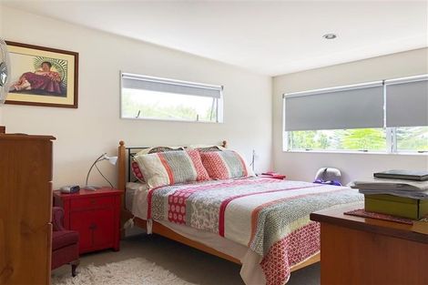 Photo of property in 76l Edmonton Road, Henderson, Auckland, 0612