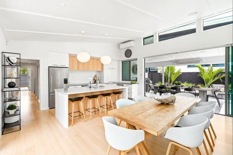 Photo of property in 12 Kokopu Street, Omaha, 0986