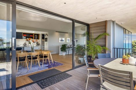 Photo of property in 15 Karekare Road, Raumati South, Paraparaumu, 5032