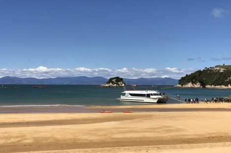 Photo of property in 2 Kahu Close, Kaiteriteri, Motueka, 7197