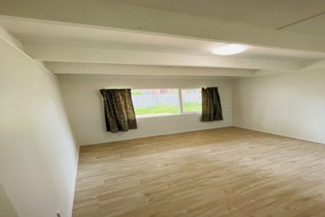 Photo of property in 7/5 Keeling Road, Henderson, Auckland, 0612