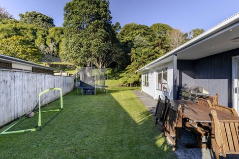 Photo of property in 21 Heaphy Street, Westown, New Plymouth, 4310