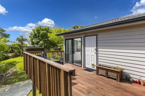 Photo of property in 35b Mcclintock Road, Massey, Auckland, 0614