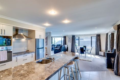 Photo of property in 34 Orotu Drive, Poraiti, Napier, 4112