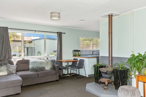 Photo of property in 8 Cook Street, Carters Beach, Westport, 7825