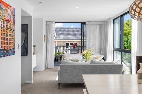 Photo of property in 8/17 Victoria Road, Mount Maunganui, 3116