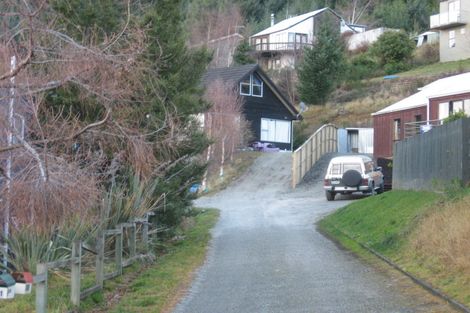 Photo of property in 21 Watts Road, Fernhill, Queenstown, 9300
