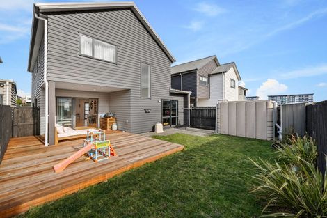 Photo of property in 21 Autumn Blaze Street, Hobsonville, Auckland, 0616