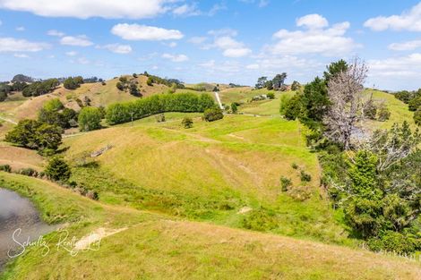 Photo of property in 1820 State Highway 12, Paparoa, 0571