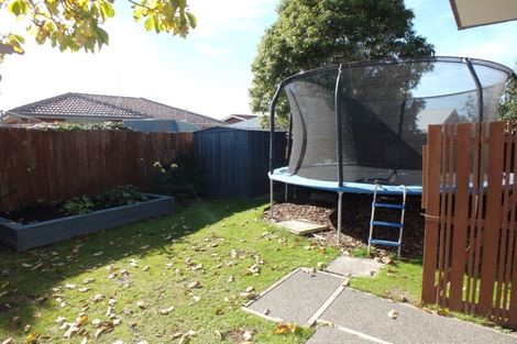 Photo of property in 11 Muir Avenue, Halswell, Christchurch, 8025