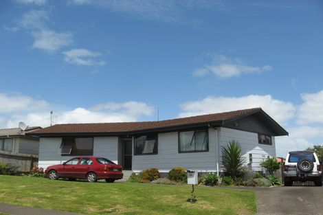 Photo of property in 10 Antalya Place, Manurewa, Auckland, 2102