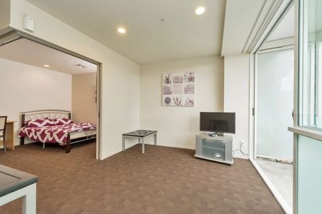 Photo of property in 96 On Symonds Apartments, 1009/96 Symonds Street, Grafton, Auckland, 1010
