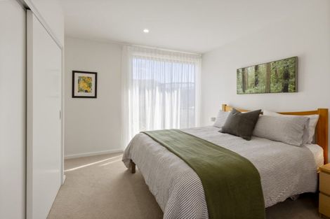 Photo of property in 7 Kotuku Lane, Jacks Point, Queenstown, 9371