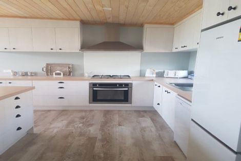 Photo of property in 4b Shoal Beach Road, Aramoana, Omakere, 4271