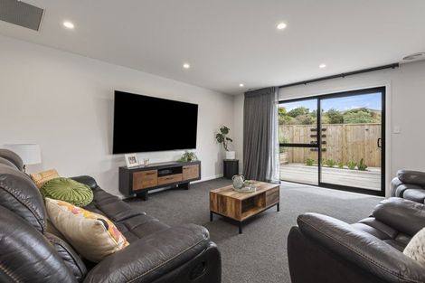 Photo of property in 57 Freedom Drive, Kelvin Grove, Palmerston North, 4414