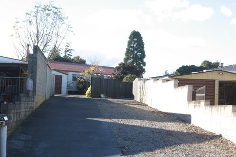 Photo of property in 7 Awakino Place, Manurewa, Auckland, 2102