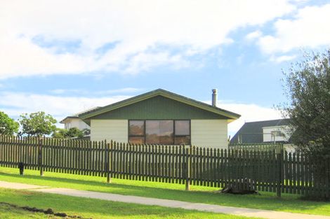 Photo of property in 6 Oreti Place, Clover Park, Auckland, 2019