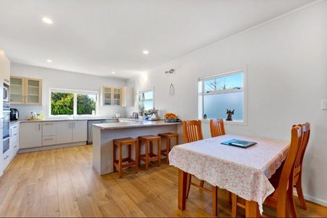 Photo of property in 89 Colombo Road, Waiuku, 2123