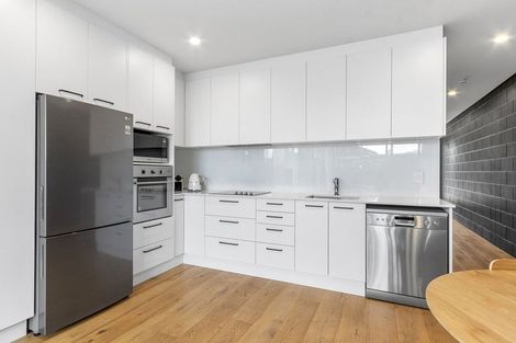 Photo of property in 4/19 Champion Street, Edgeware, Christchurch, 8013