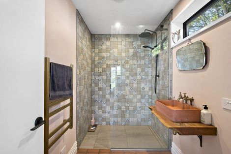 Photo of property in 11 Frobisher Street, Island Bay, Wellington, 6023