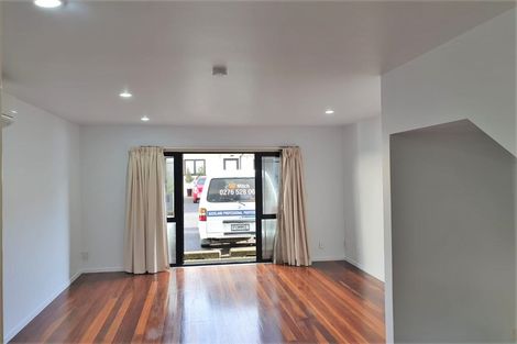 Photo of property in 111h Church Street, Onehunga, Auckland, 1061