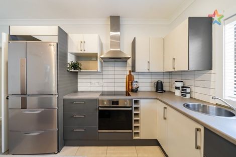 Photo of property in 7 Heath Grove, Waiwhetu, Lower Hutt, 5010