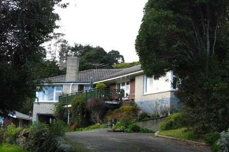 Photo of property in 10 Rosehill Road, Macandrew Bay, Dunedin, 9077