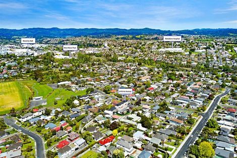 Photo of property in 14b Kirrie Avenue, Te Atatu South, Auckland, 0610