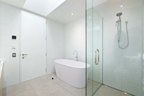 Photo of property in 6 Penrith Park Drive, Wanaka, 9305