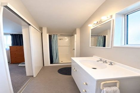 Photo of property in 1/11 Hollyford Avenue, Bryndwr, Christchurch, 8053