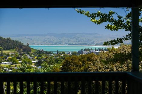 Photo of property in 74 Gaddums Hill Road, Outer Kaiti, Gisborne, 4010