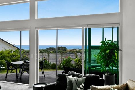 Photo of property in 3b Sunset Street, Bell Block, New Plymouth, 4312