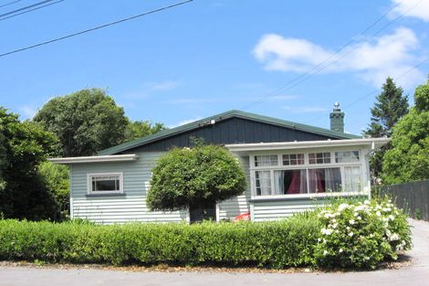 Photo of property in 25 Reeves Road, Opawa, Christchurch, 8023