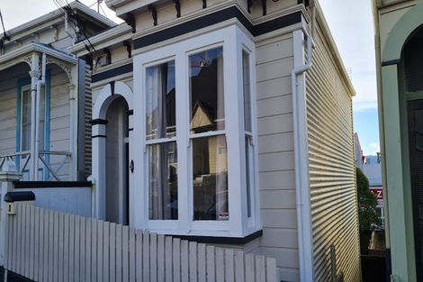 Photo of property in 6 Gordon Street, Newtown, Wellington, 6021