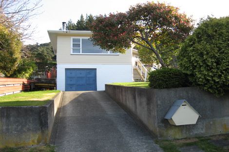 Photo of property in 4 Reid Road, Wainuiomata, Lower Hutt, 5014