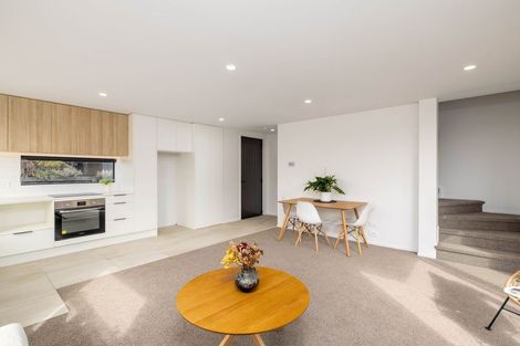 Photo of property in 2/33 Wyon Street, Linwood, Christchurch, 8062