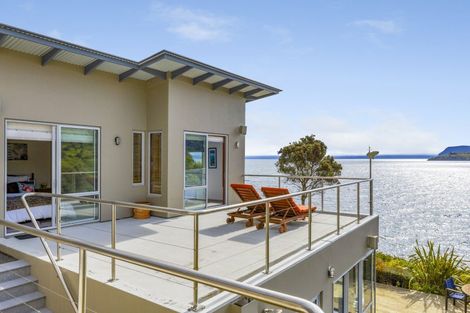 Photo of property in 26 Whakamoenga Point, Acacia Bay, Taupo, 3385