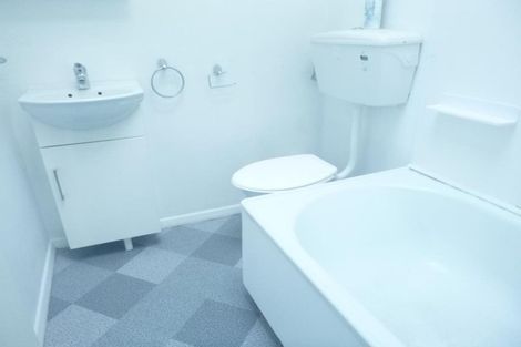 Photo of property in 3/22 Deller Grove, Silverstream, Upper Hutt, 5019