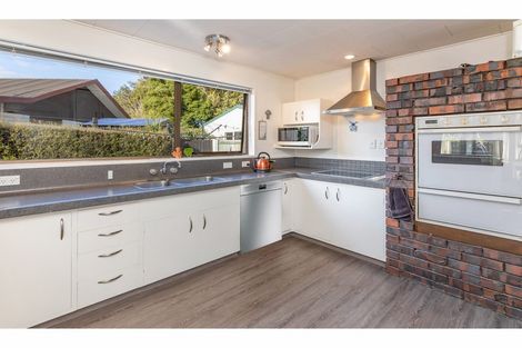 Photo of property in 8 Treffers Avenue, Rangiora, 7400