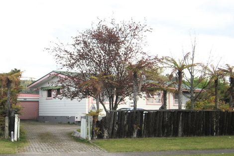 Photo of property in 35 Mckee Avenue, Fenton Park, Rotorua, 3010