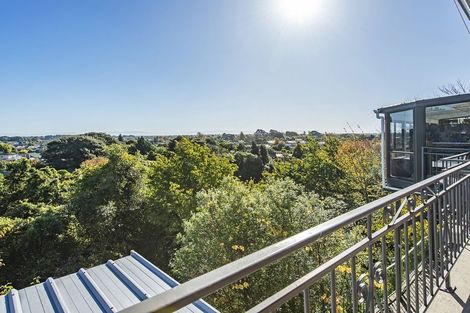 Photo of property in 10 Bengal Drive, Cashmere, Christchurch, 8022