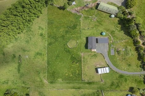 Photo of property in 47 Crosland Road, South Head, Helensville, 0874